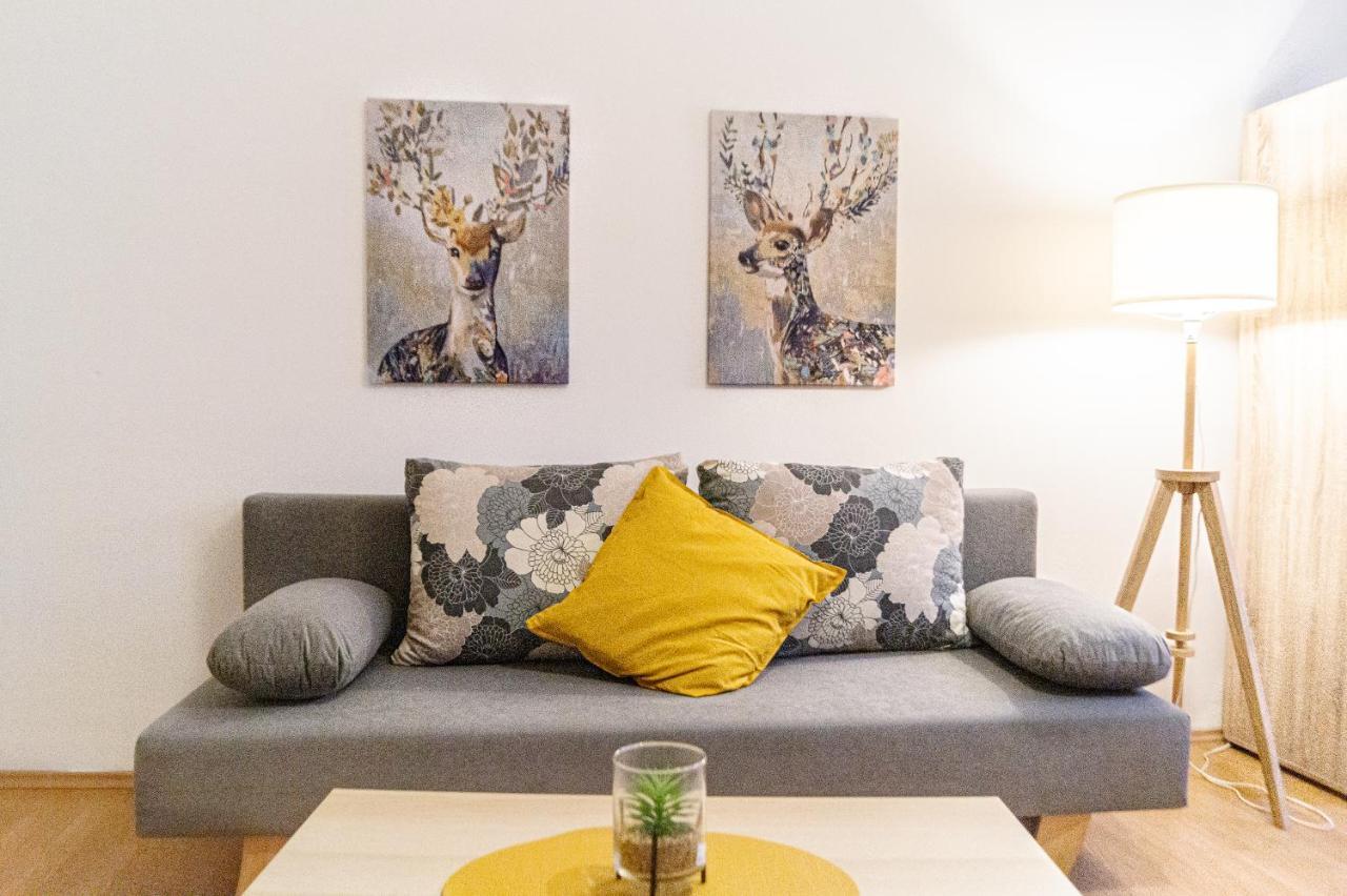 Economy 1Br Apartment Well Connected To The Whole City Vienna Exterior photo